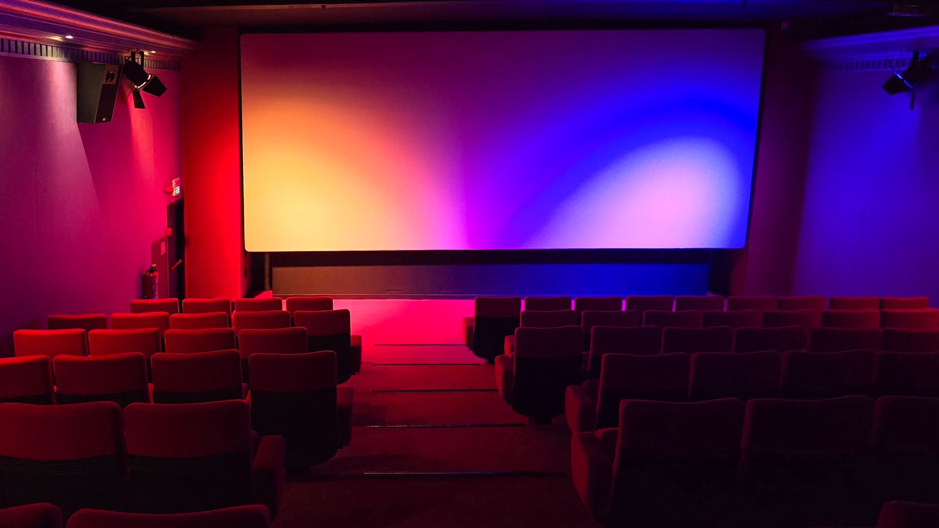 Cinéma Aventure backdrop