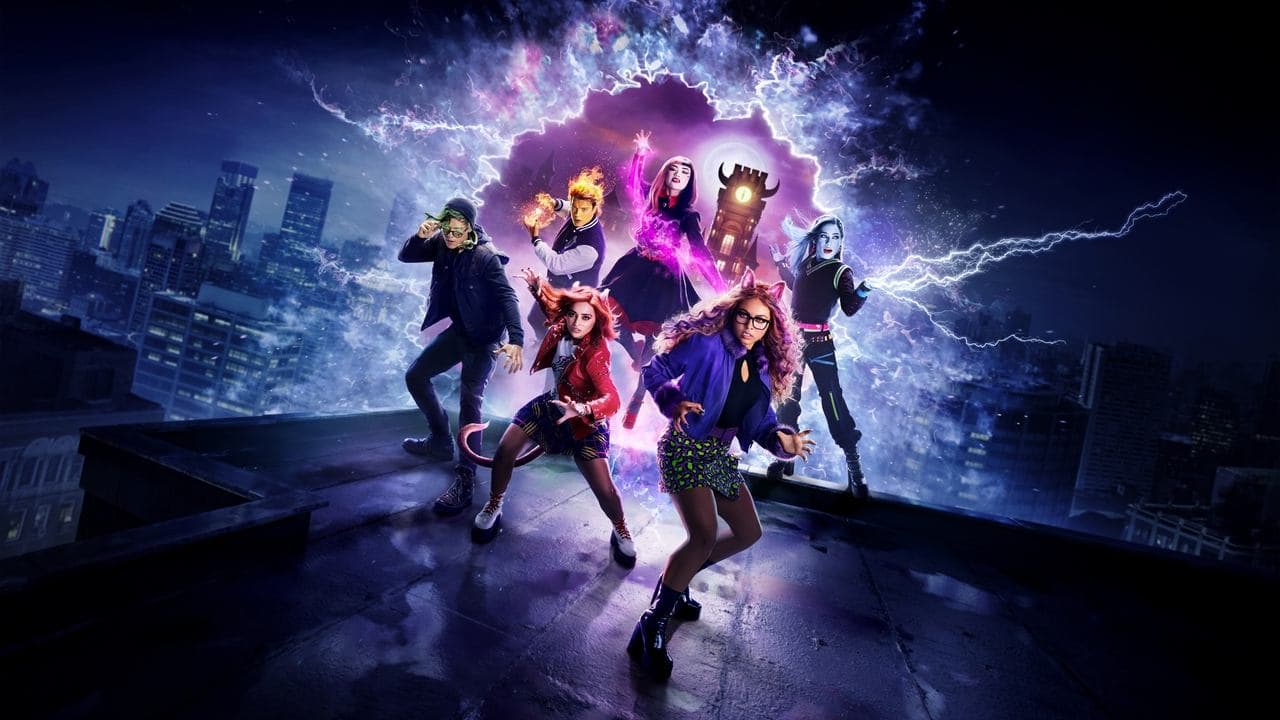 Monster High 2 backdrop