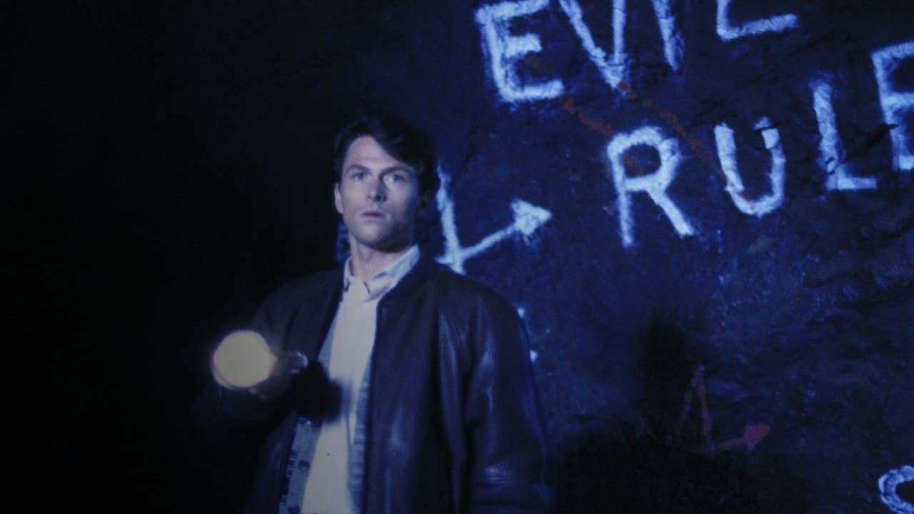 L'Ensorceleuse backdrop