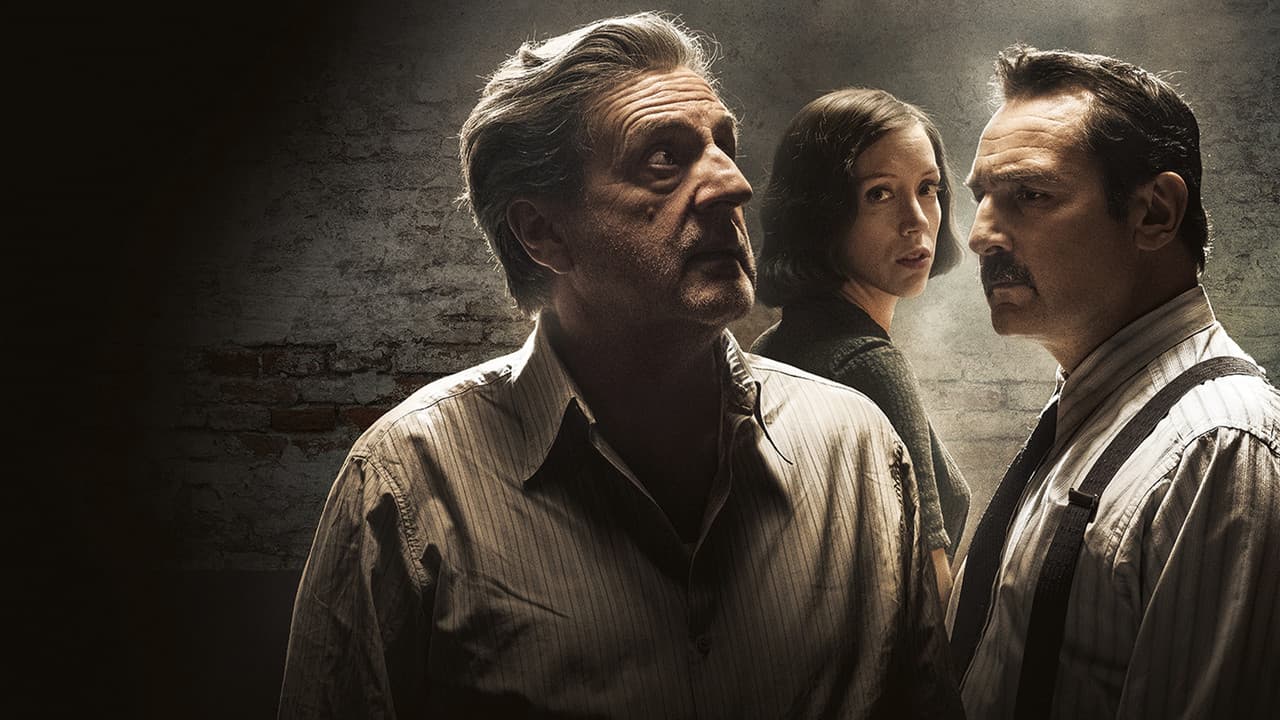 Adieu monsieur Haffmann backdrop