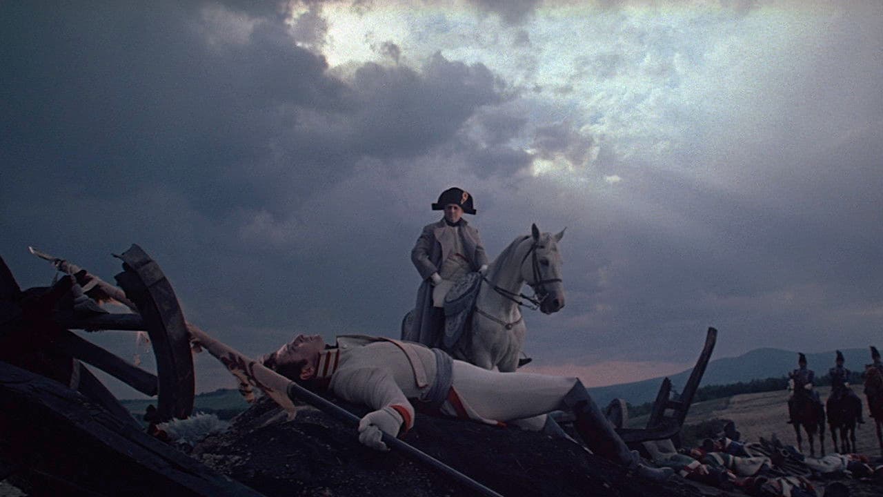 Guerre et Paix backdrop