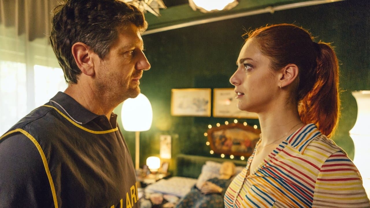 Metti la nonna in freezer backdrop