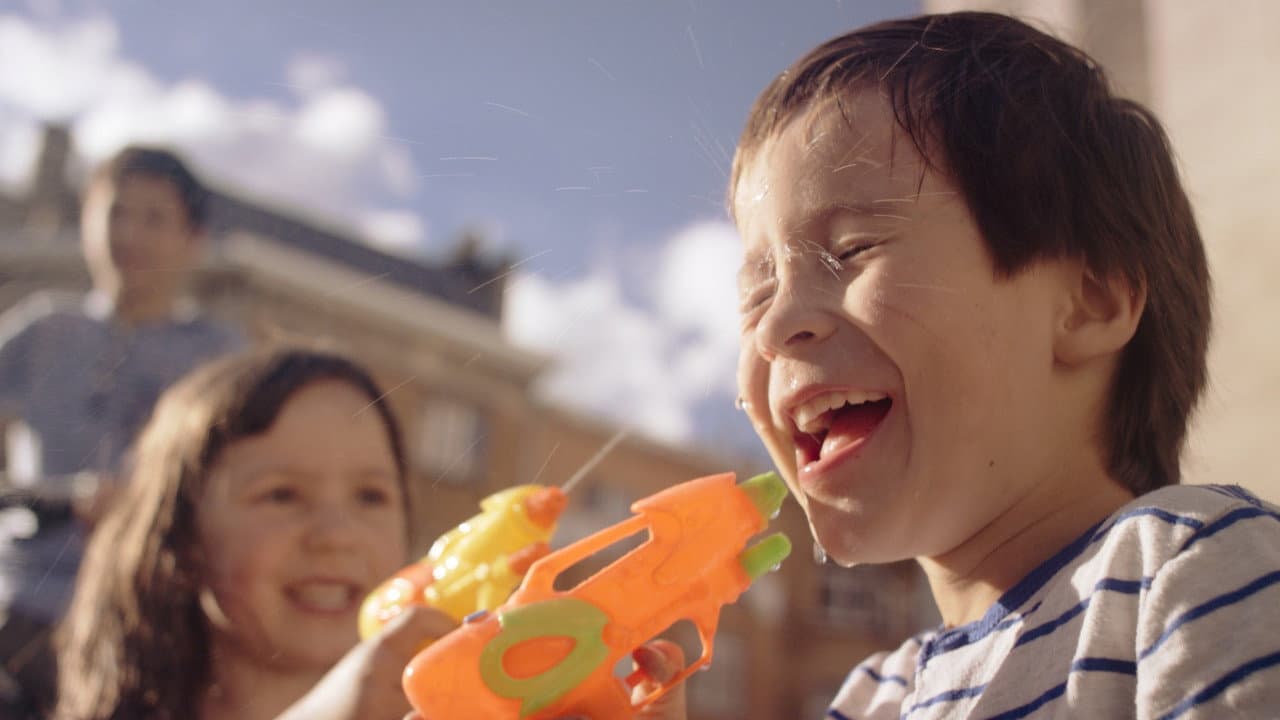 Aatos ja Amine backdrop