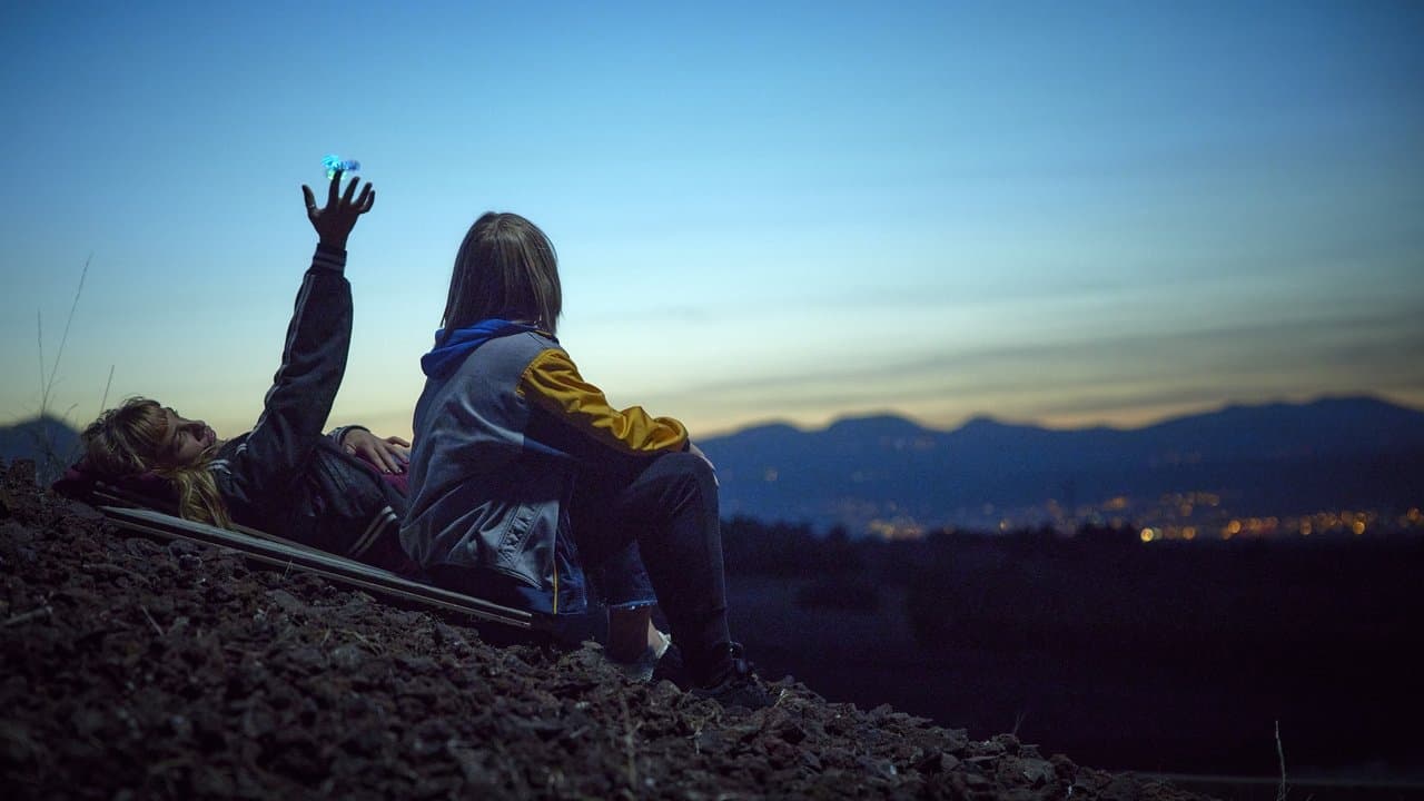 Pendant ce temps sur Terre backdrop