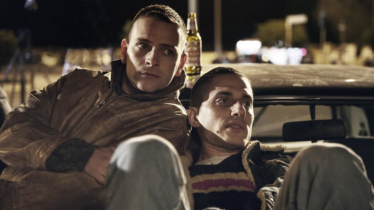 Non essere cattivo backdrop