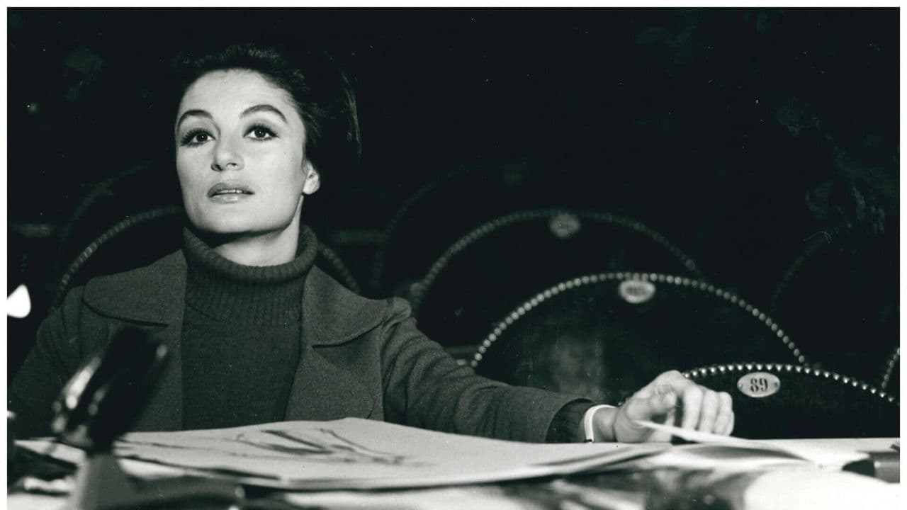 Un soir, un train backdrop