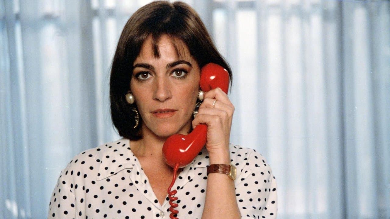 Femmes au bord de la crise de nerfs backdrop