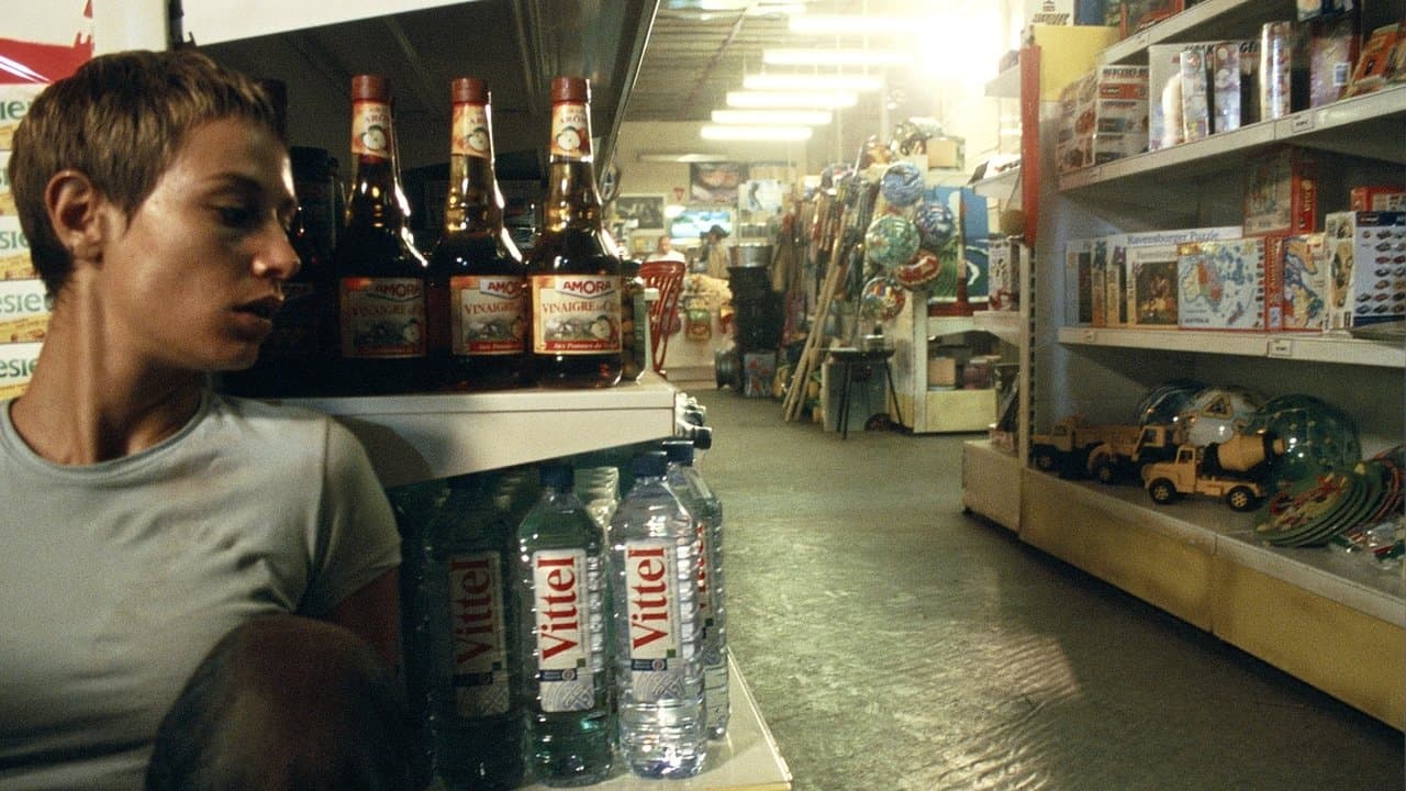 Haute tension backdrop