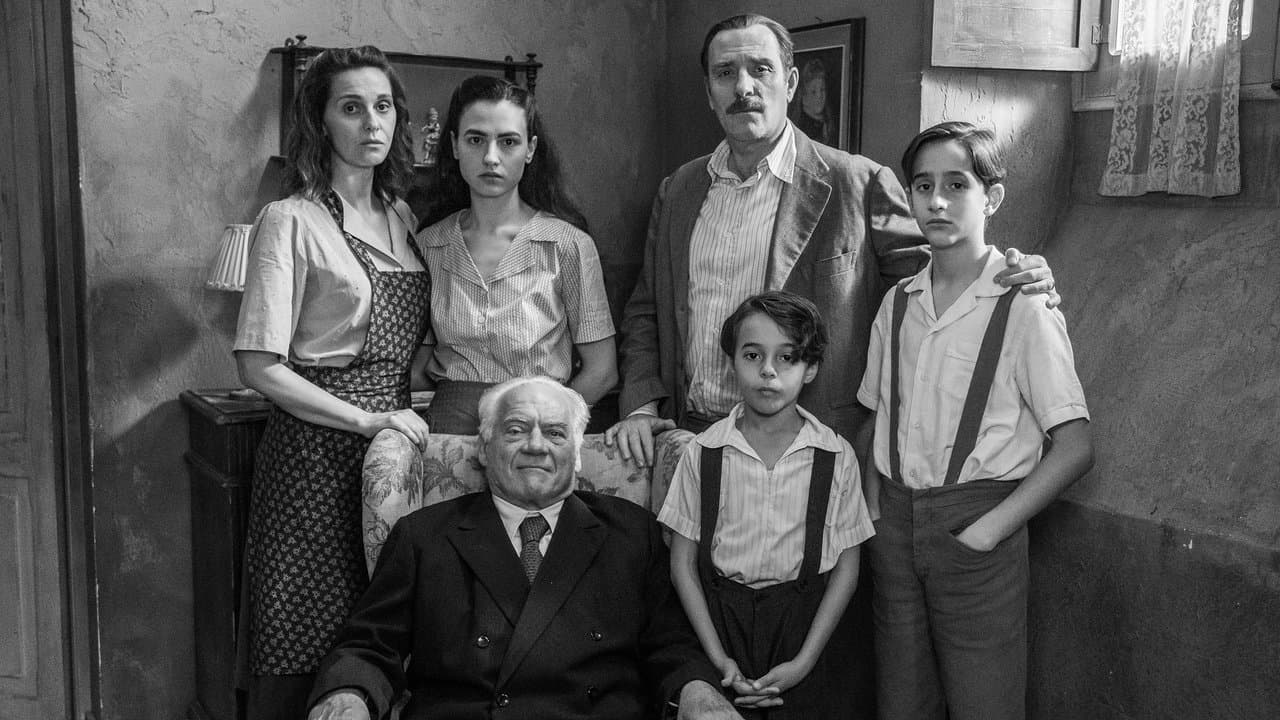 C'è ancora domani backdrop