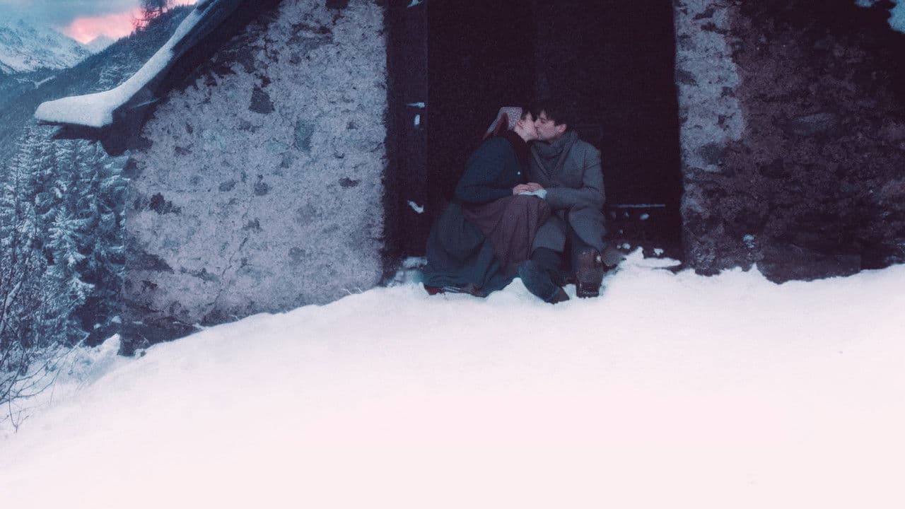 Vermiglio ou la Mariée des montagnes backdrop