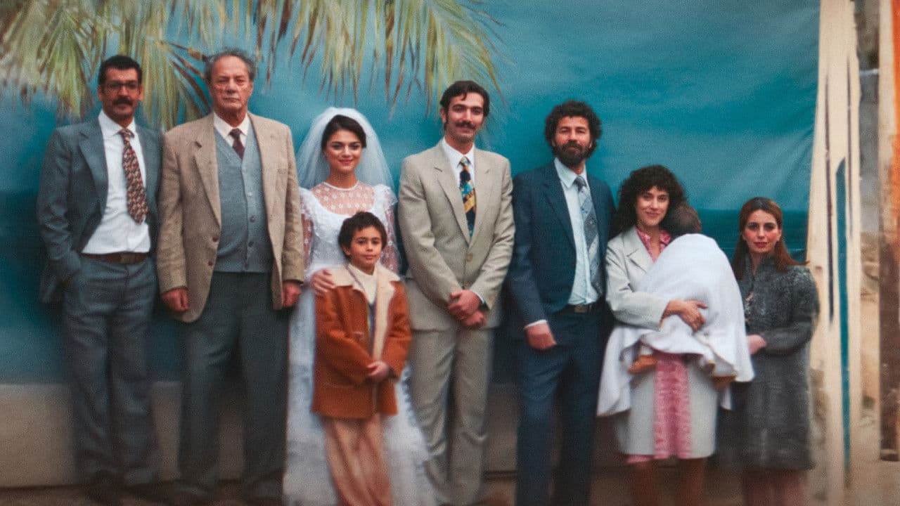 اللي باقي منك backdrop