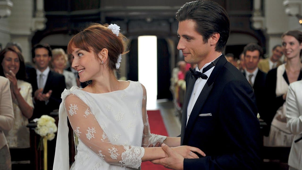 Une nouvelle amie backdrop