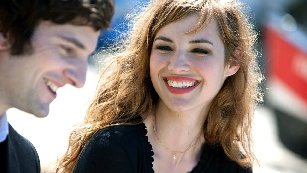 L'amour dure trois ans backdrop