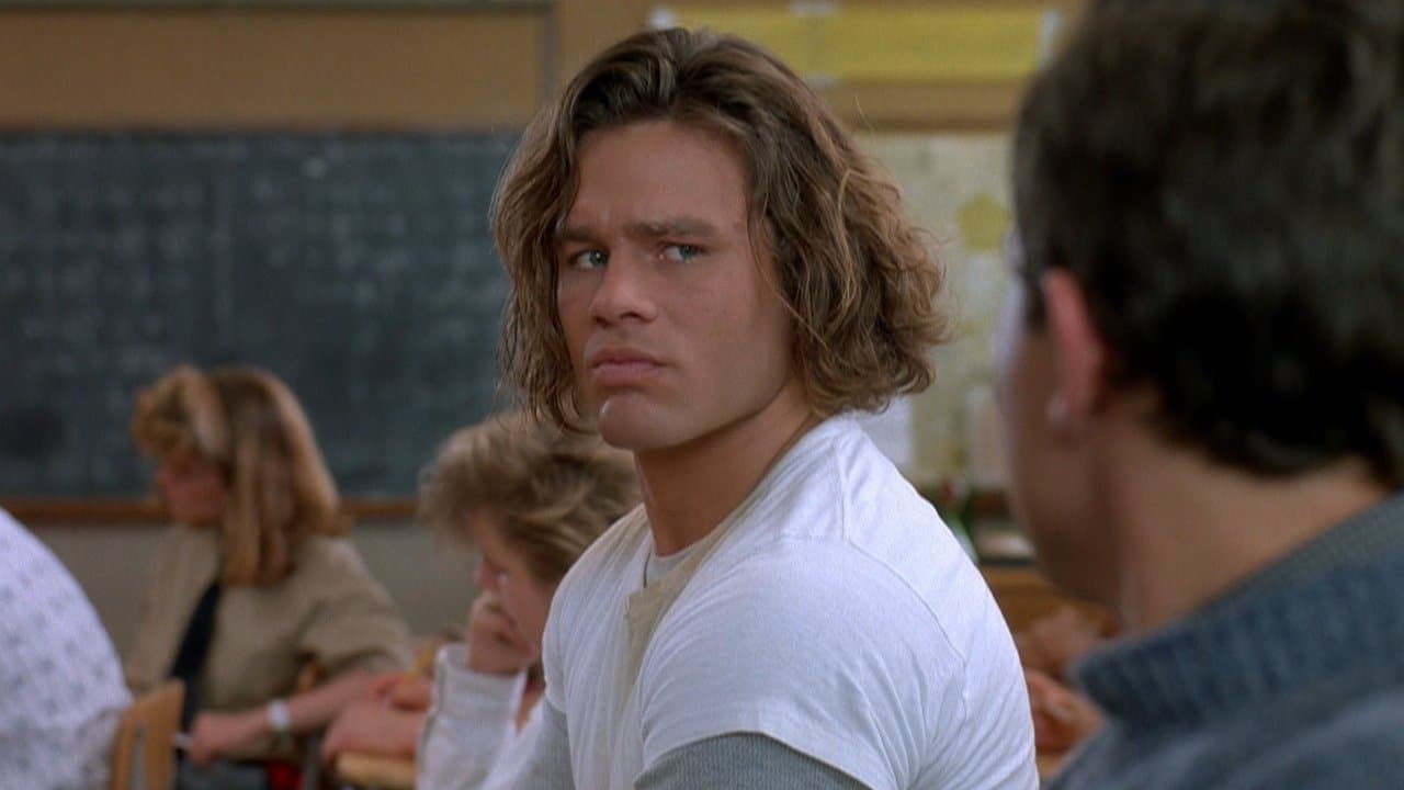 Trois heures, l'heure du crime backdrop