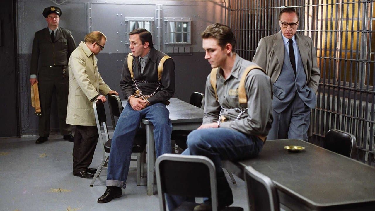 Scandaleusement célèbre backdrop