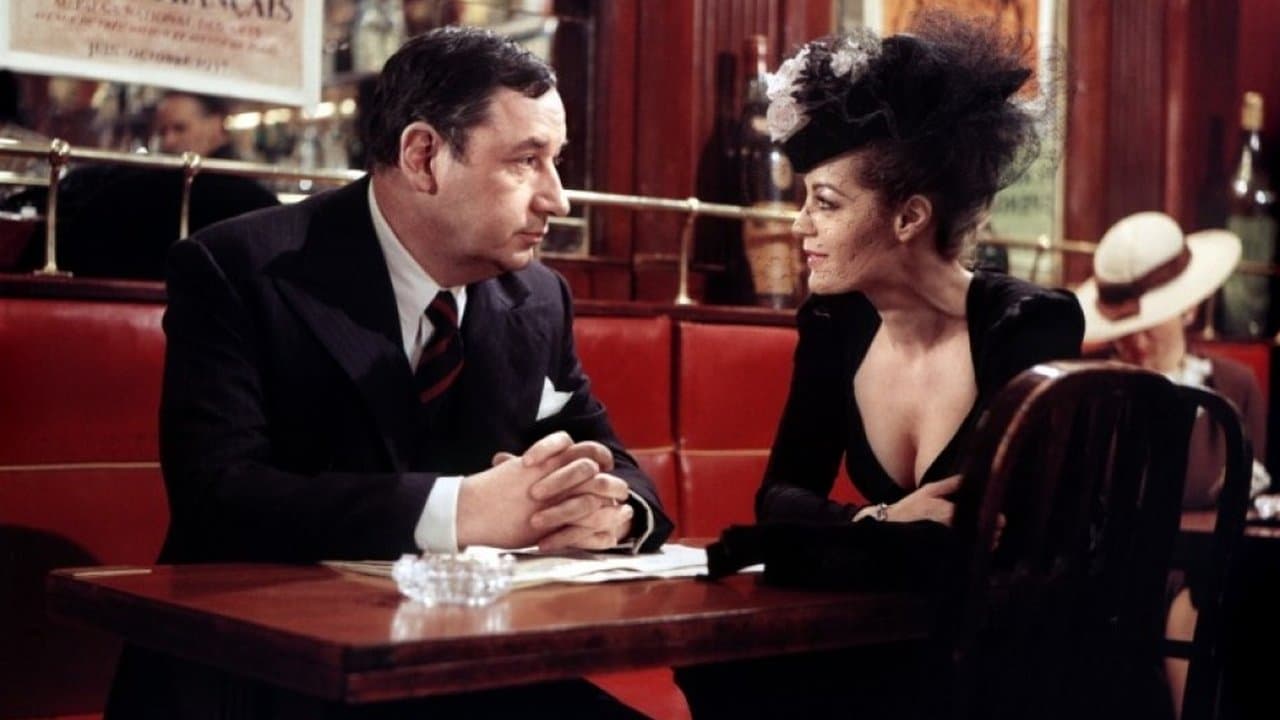 Le Vieux Fusil backdrop