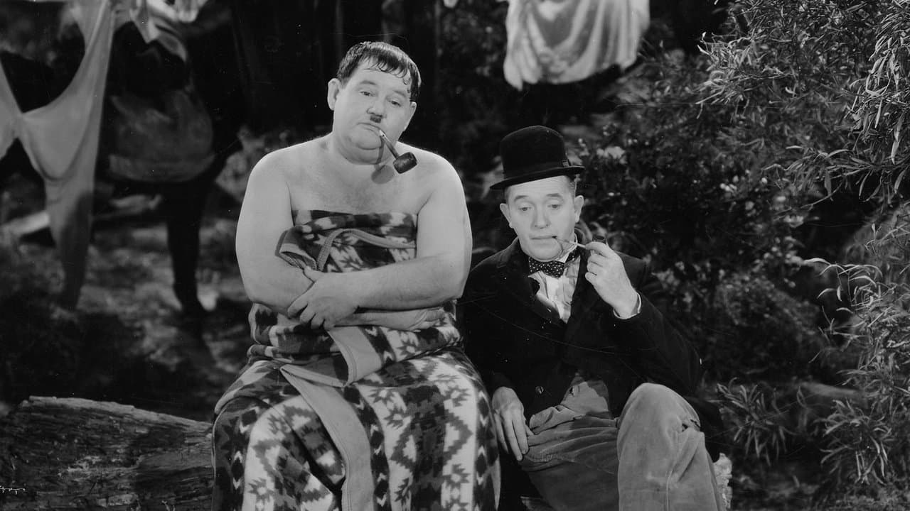 Laurel Et Hardy - Au Far West backdrop