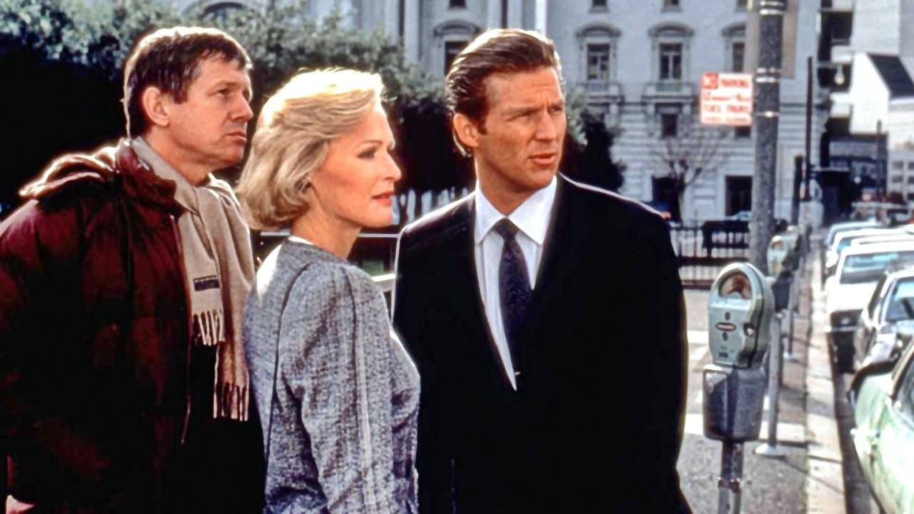 À double tranchant backdrop