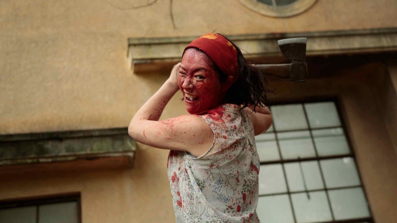 Ne coupez pas ! backdrop