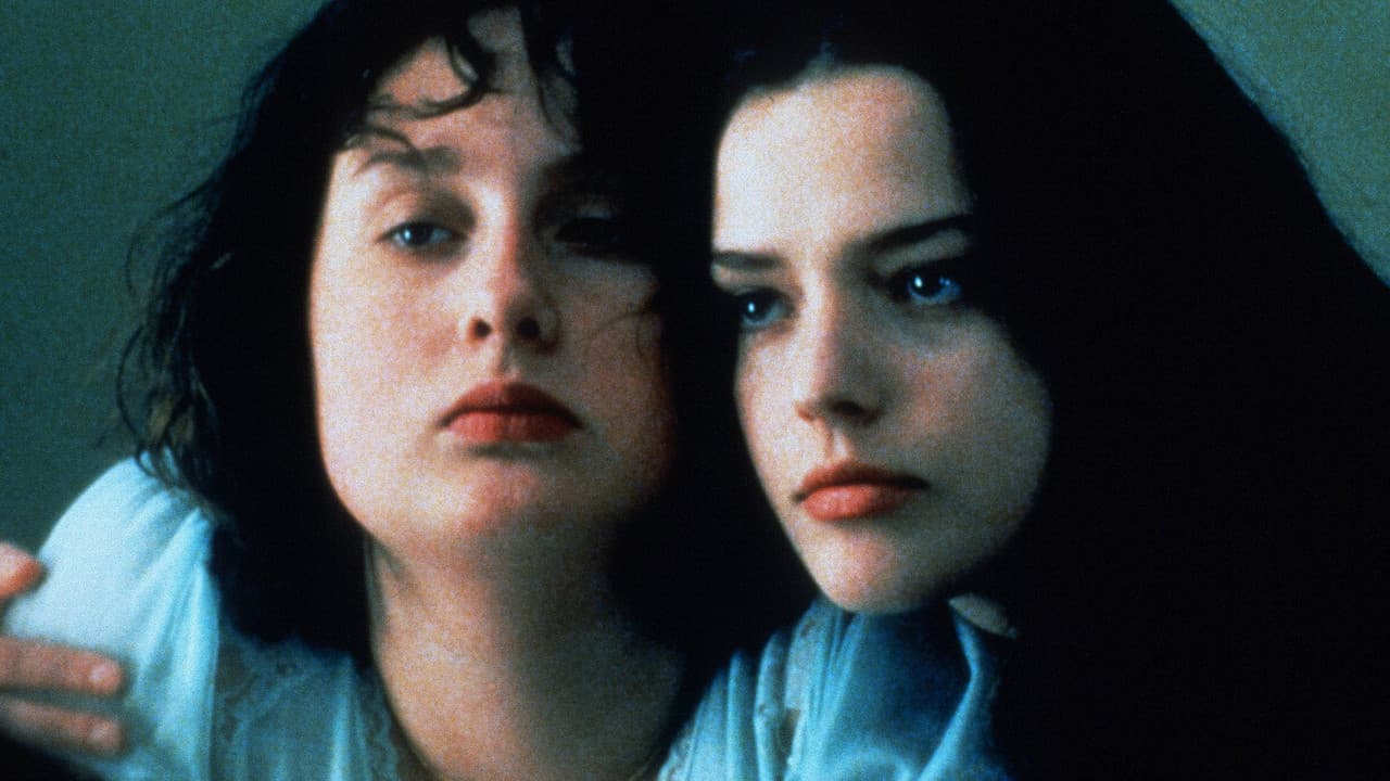 À ma sœur ! backdrop