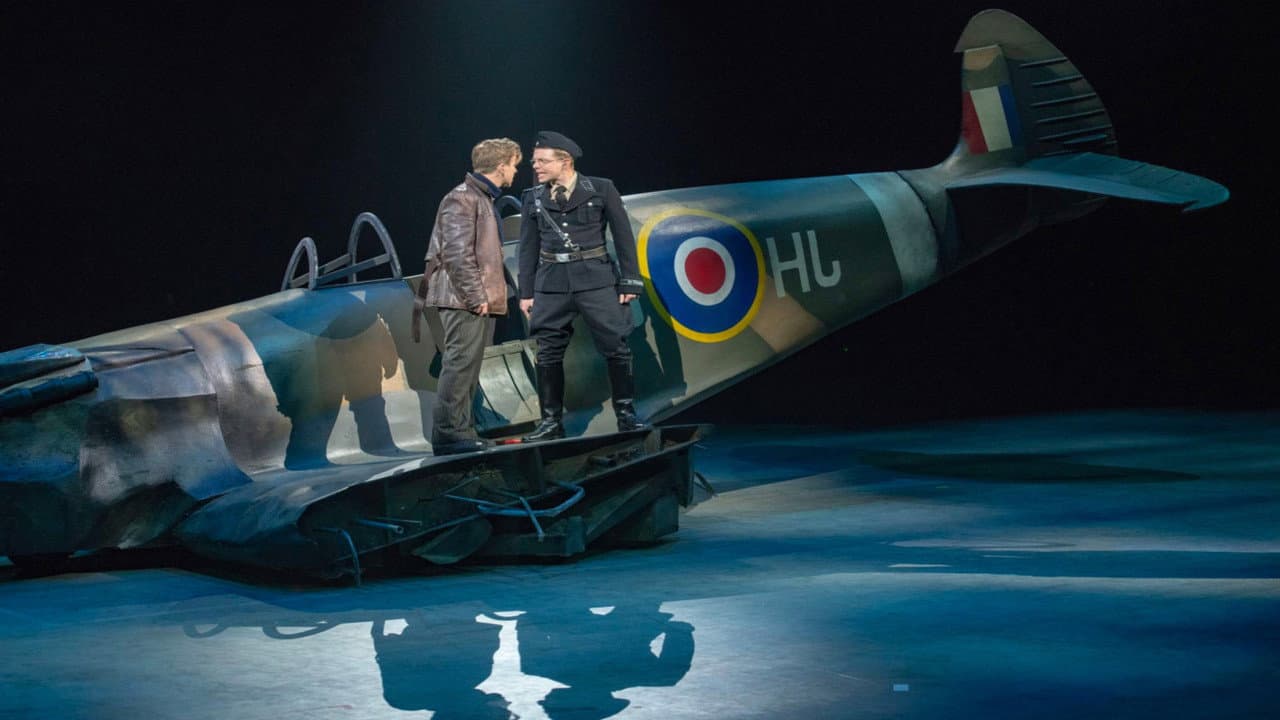 40-45 Spektakel-Musical backdrop