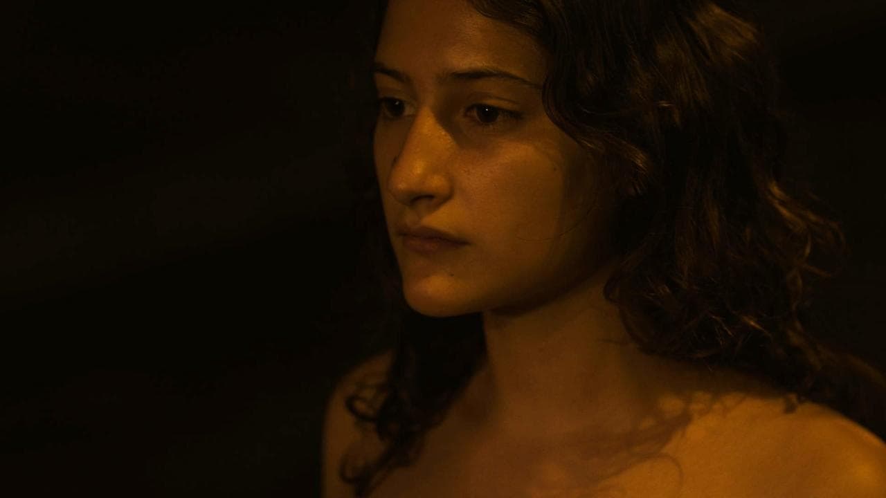 Les Salauds backdrop