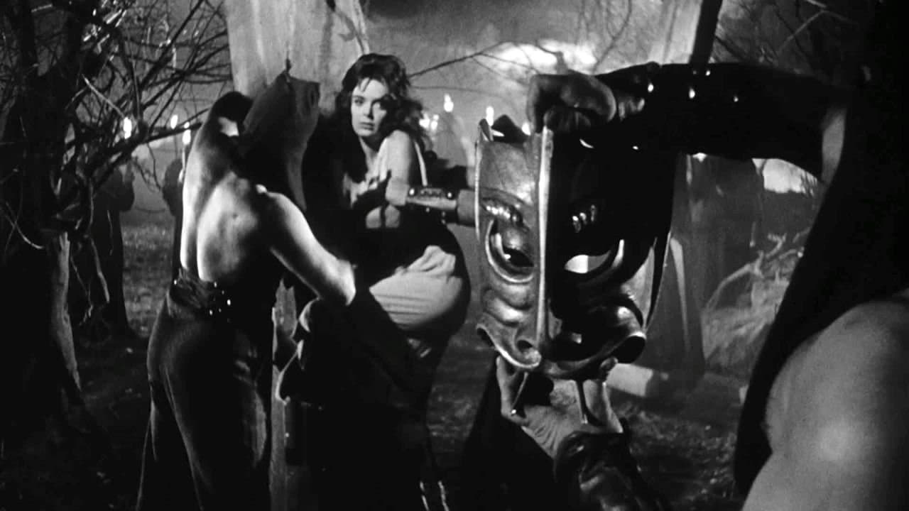 Le Masque du démon backdrop