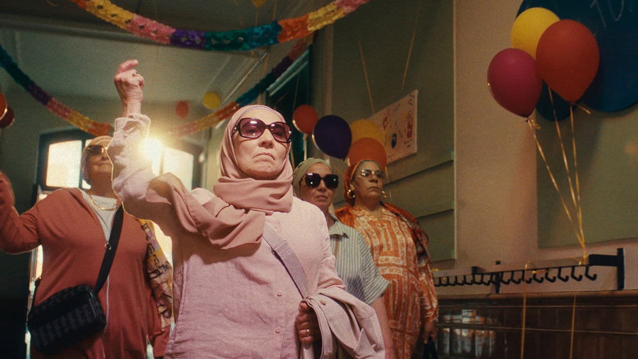 Les Baronnes backdrop