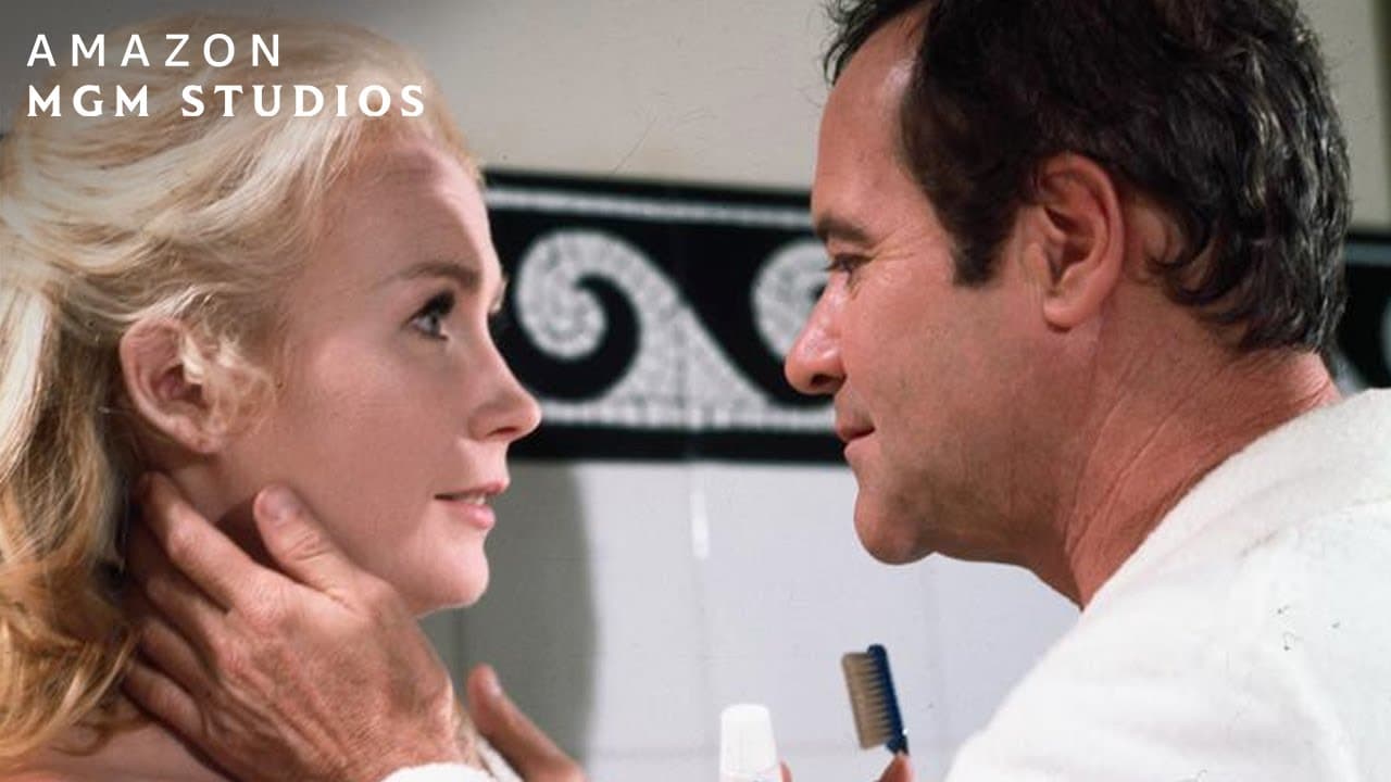 Avanti! trailer thumbnail