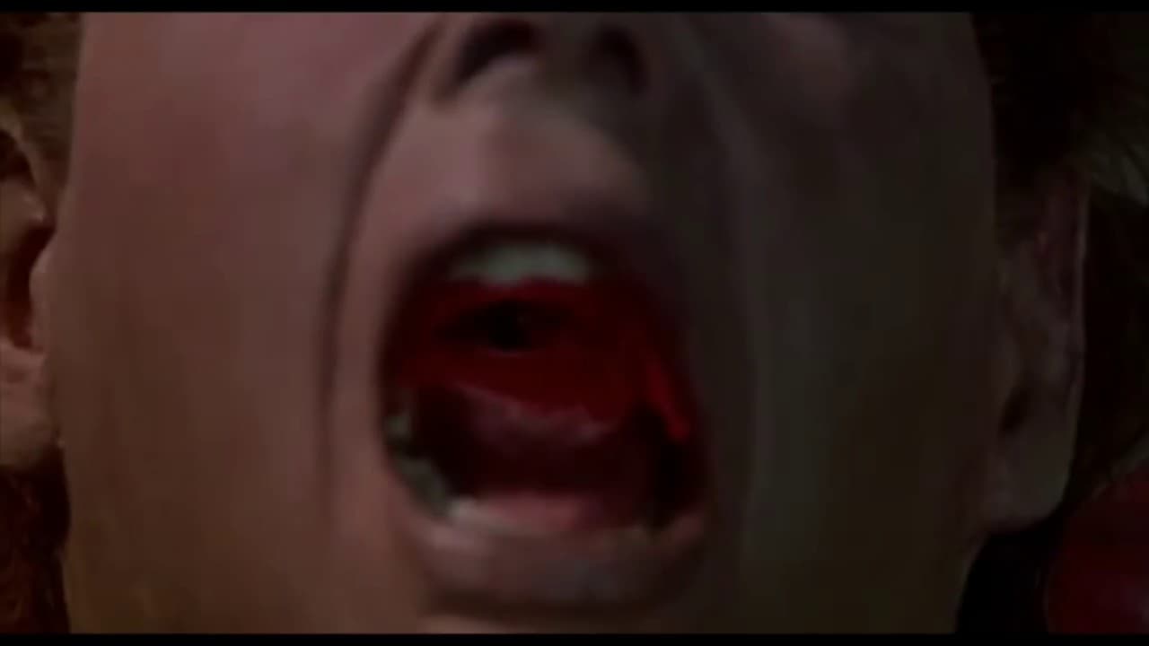 La Revanche de Freddy trailer thumbnail