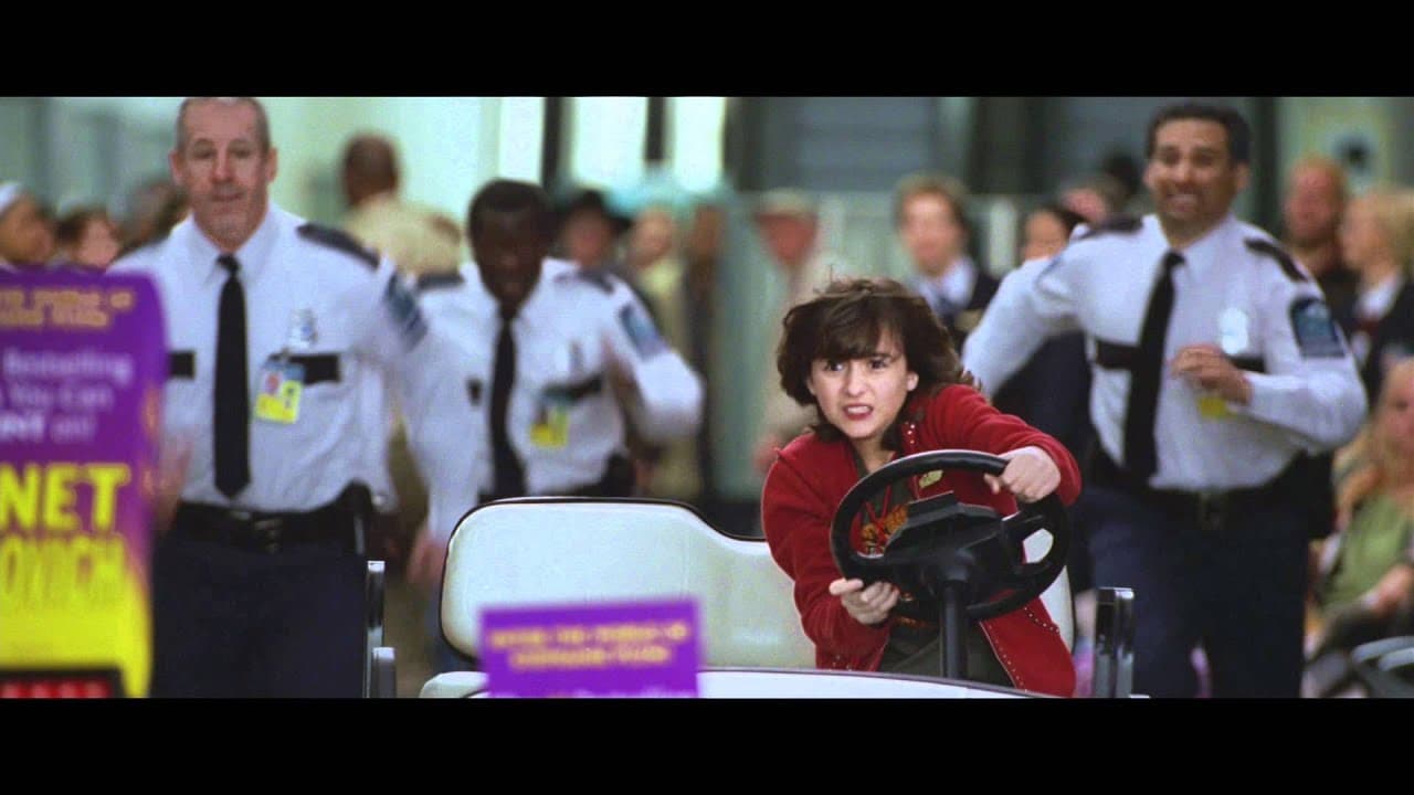 Unaccompanied Minors trailer thumbnail