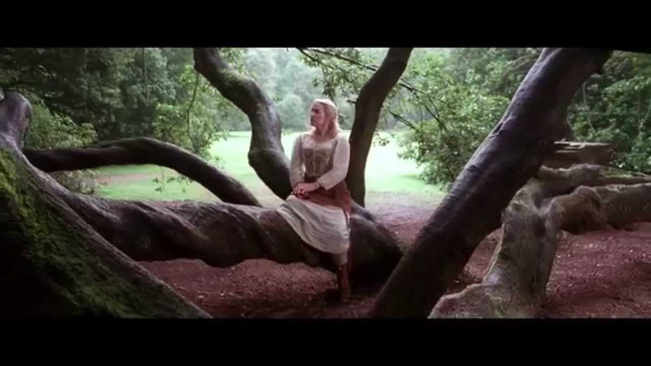 Les Jardins du roi trailer thumbnail