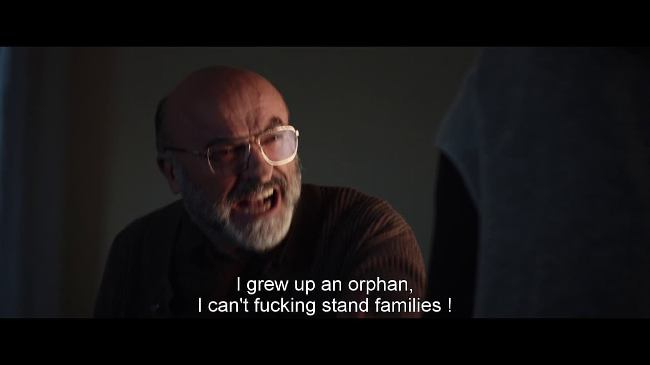 Une famille italienne trailer thumbnail