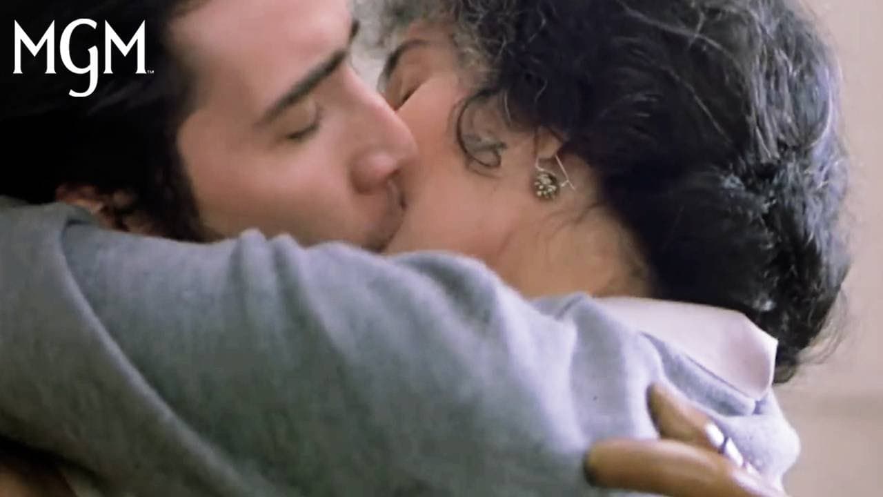 Moonstruck trailer thumbnail