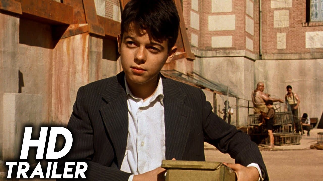 The Devil's Backbone trailer thumbnail