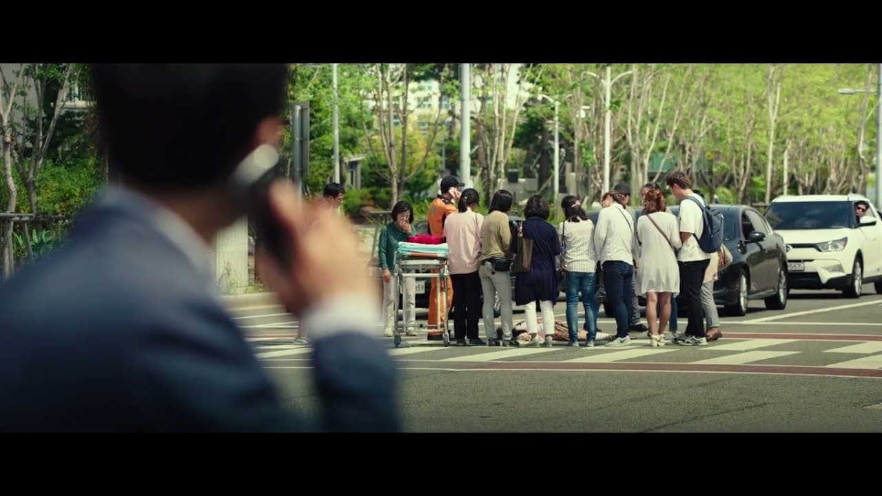 Car Crash trailer thumbnail