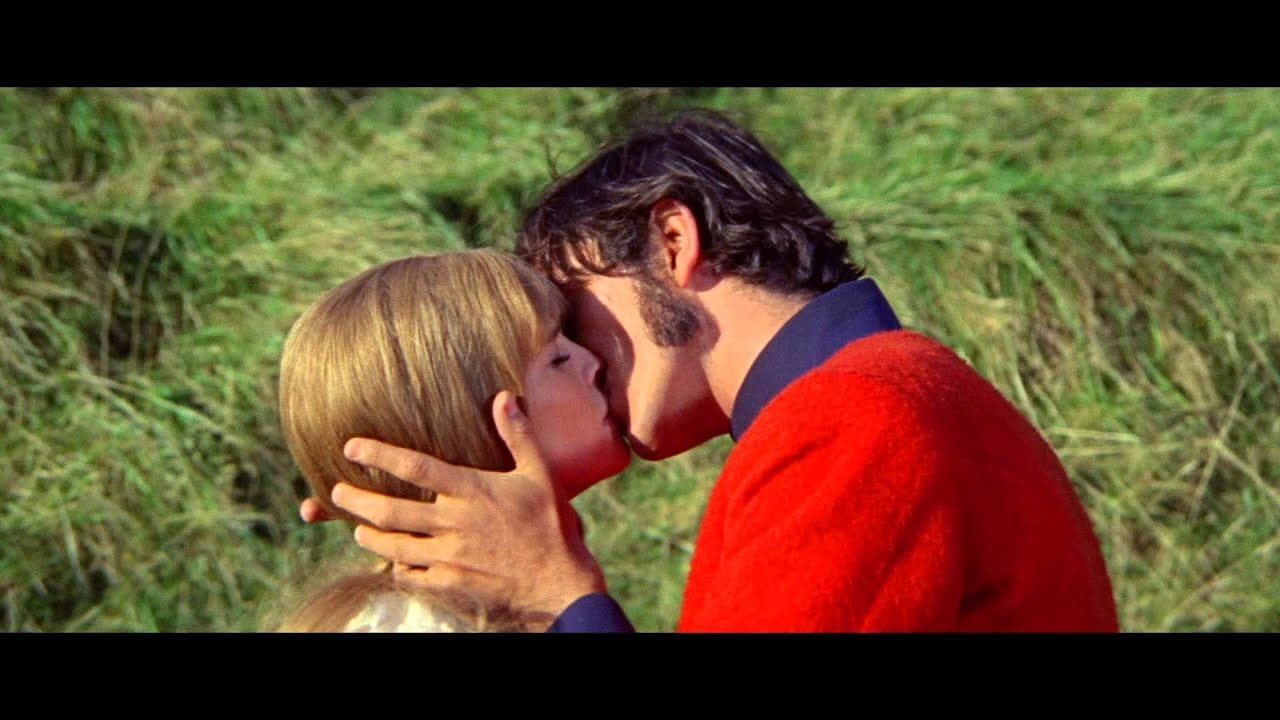 Far from the Madding Crowd trailer thumbnail