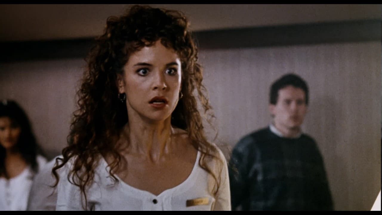 Fuir trailer thumbnail