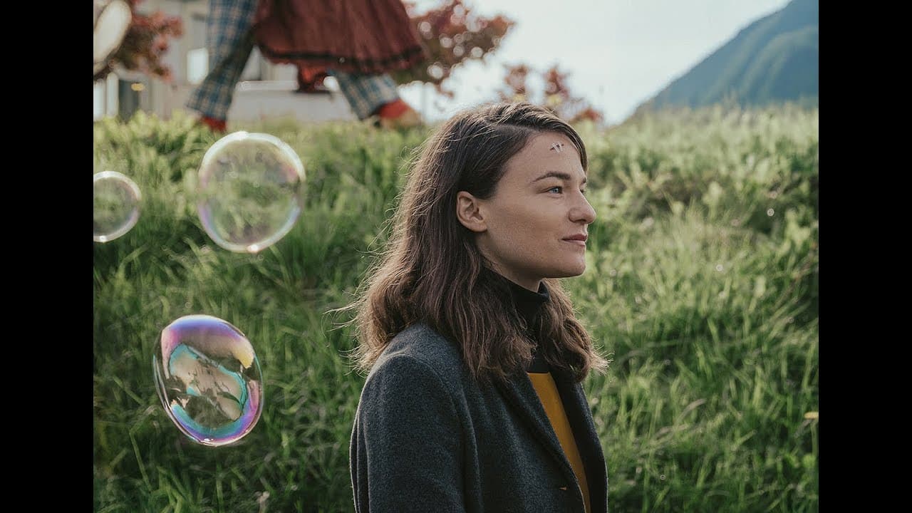 Seule la vie trailer thumbnail