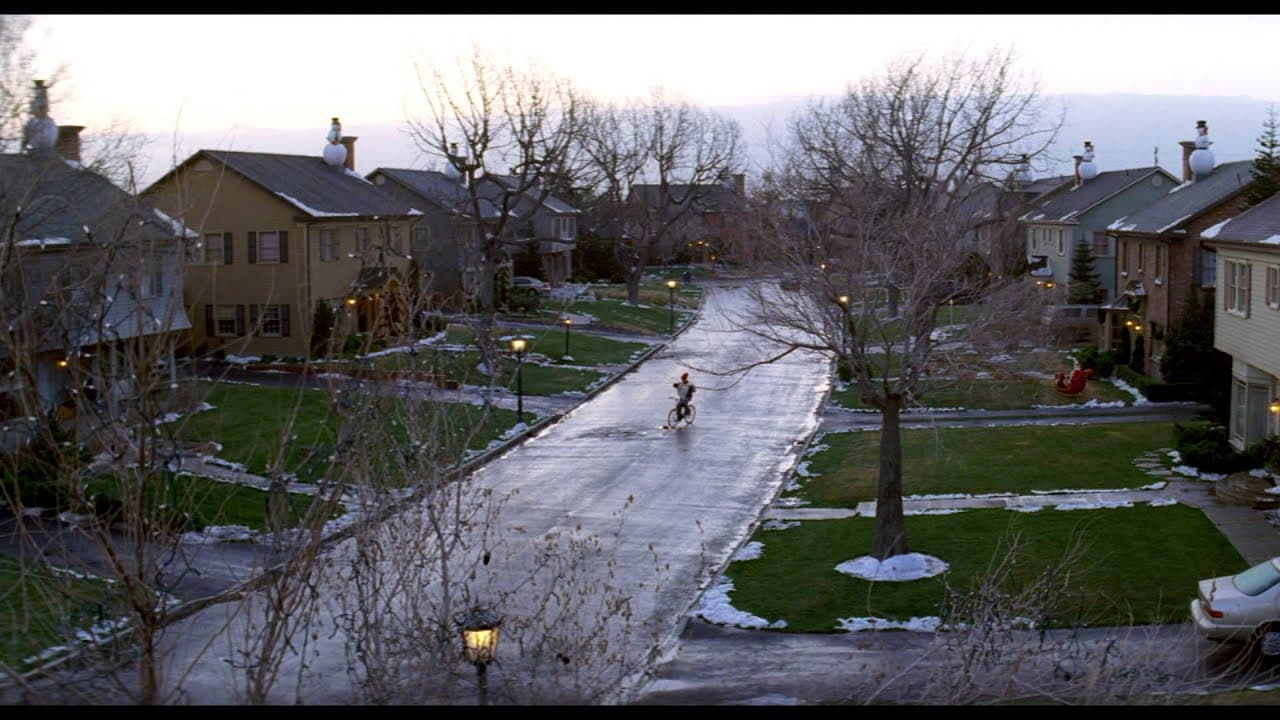 Un Noël de folie ! trailer thumbnail