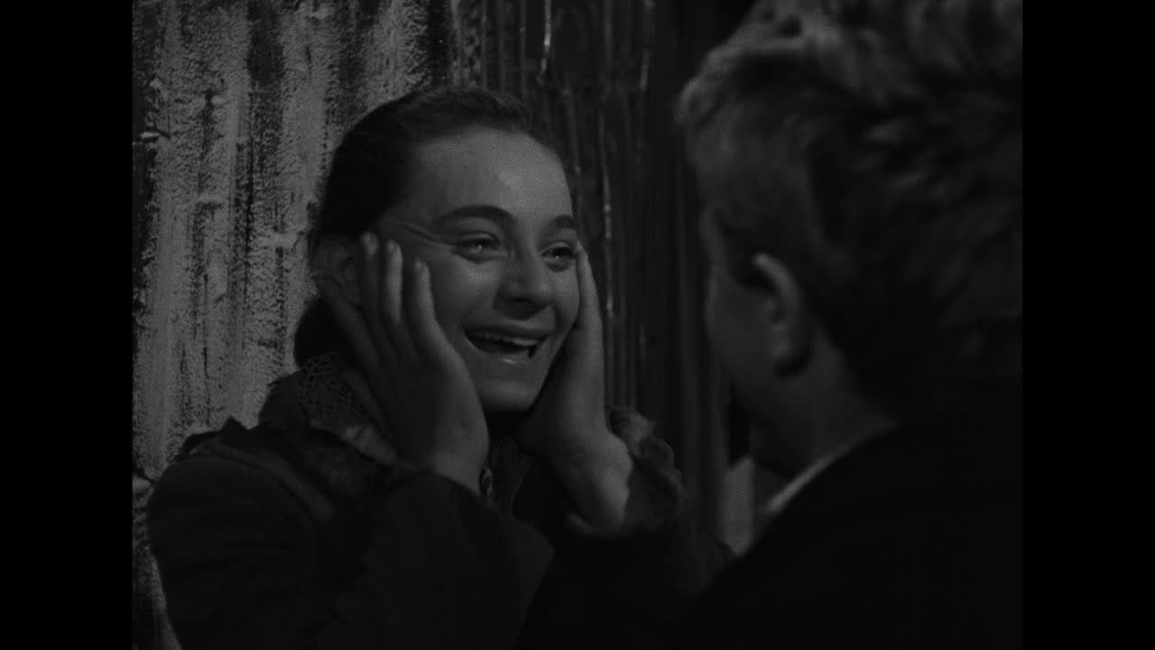 Miracolo a Milano trailer thumbnail