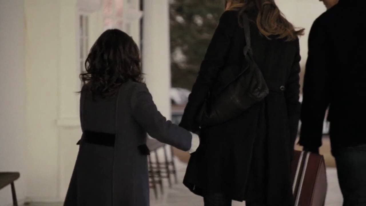 Esther trailer thumbnail