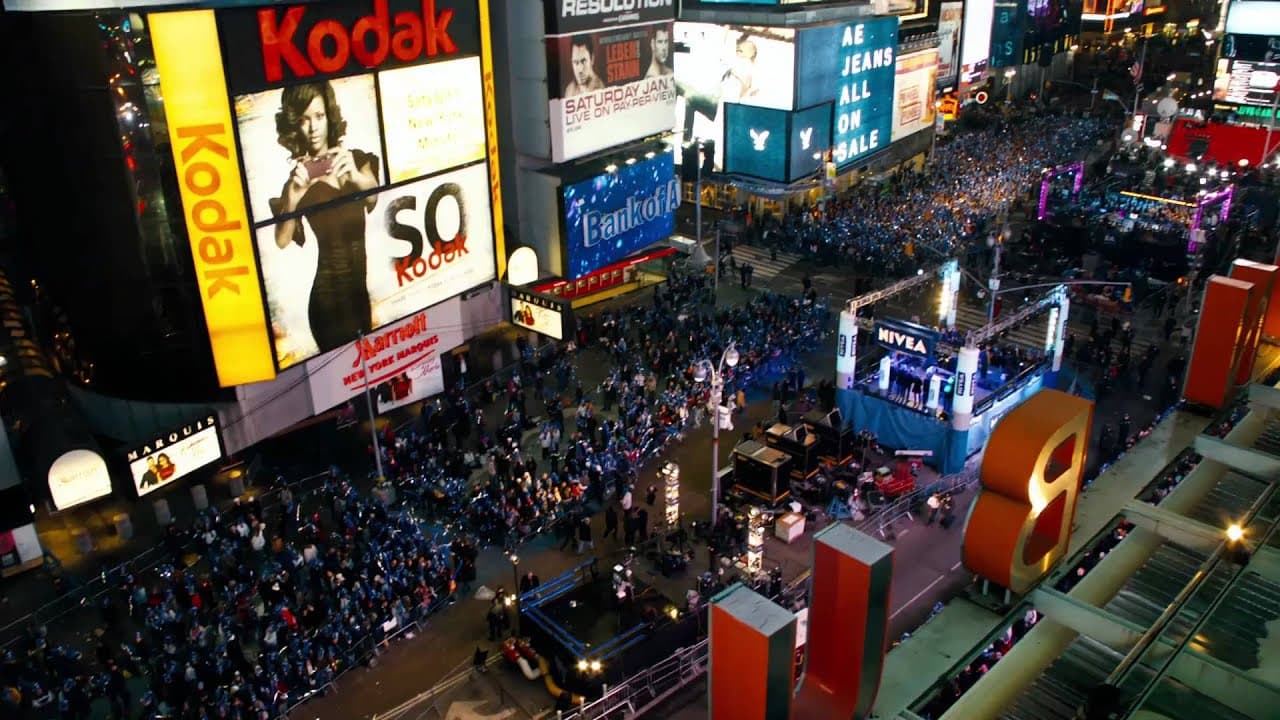 Happy New Year trailer thumbnail