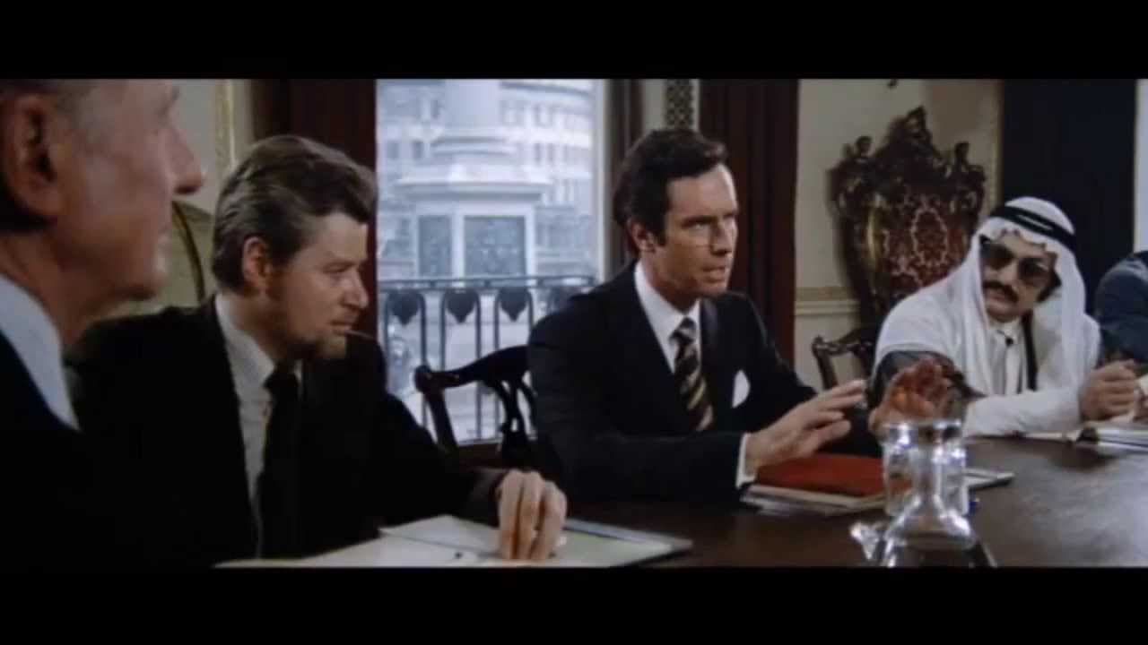 Gold trailer thumbnail