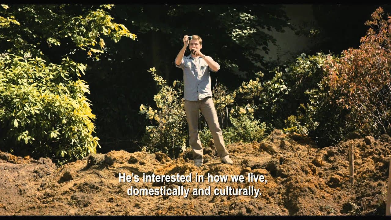 Et si on vivait tous ensemble ? trailer thumbnail