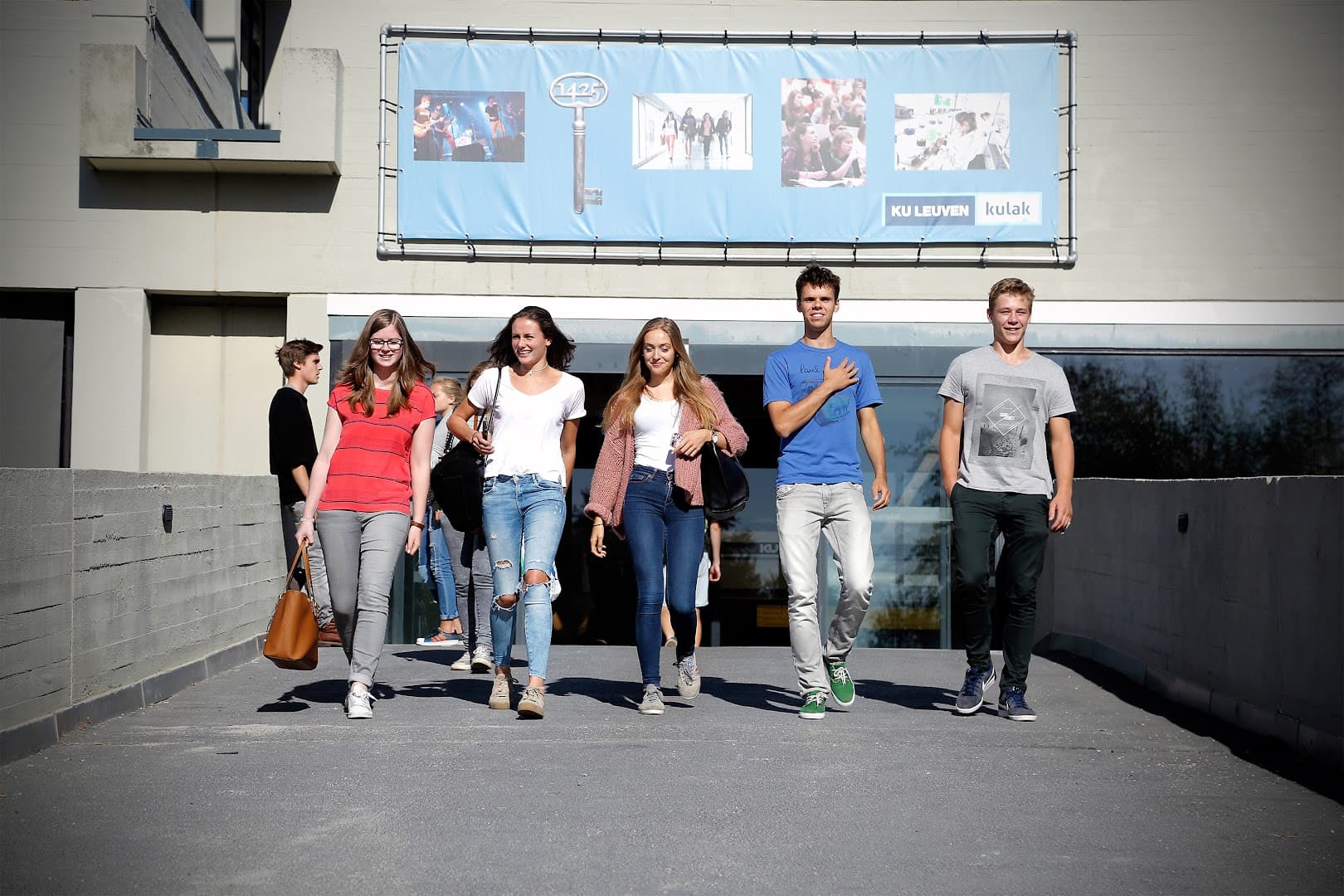 KU Leuven Campus Kulak Kortrijk backdrop